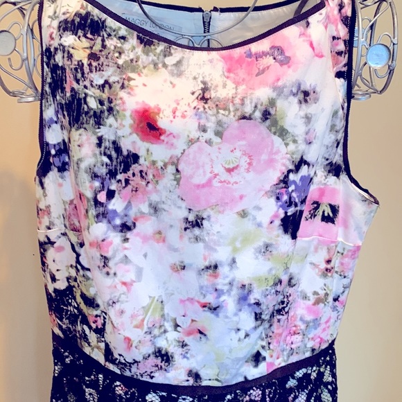 MAGGY LONDON Cocktail Dress Lace Detail Floral Print and Black Event Party Midi - Picture 2 of 9